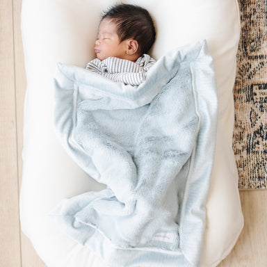 Mini Lush Chambray Blanket — gallery photo 2