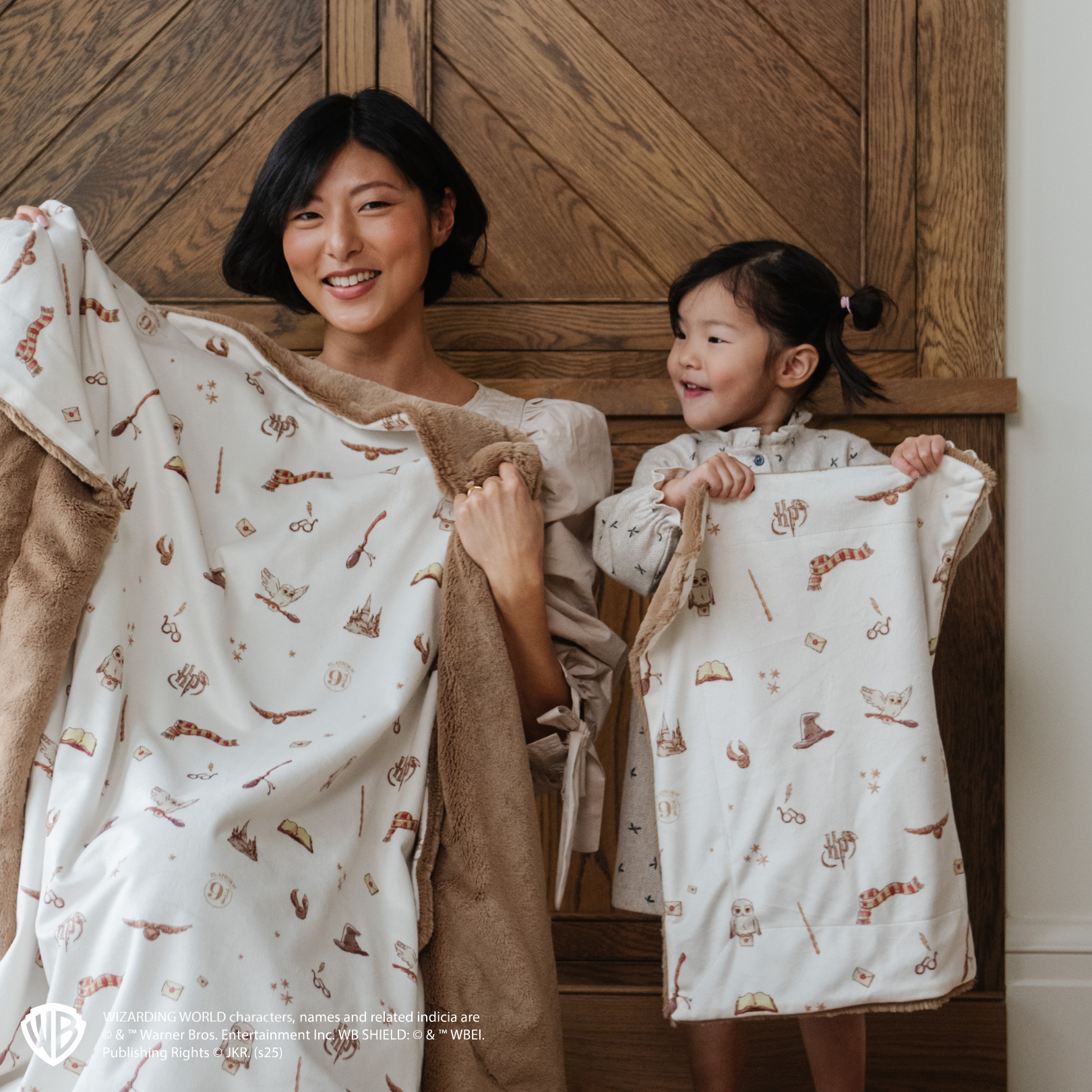 Wizarding World Charm Mini Blanket — gallery photo 3