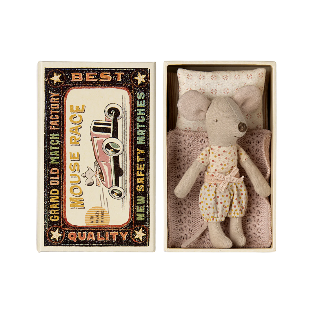 Little Sister Mouse  in Box