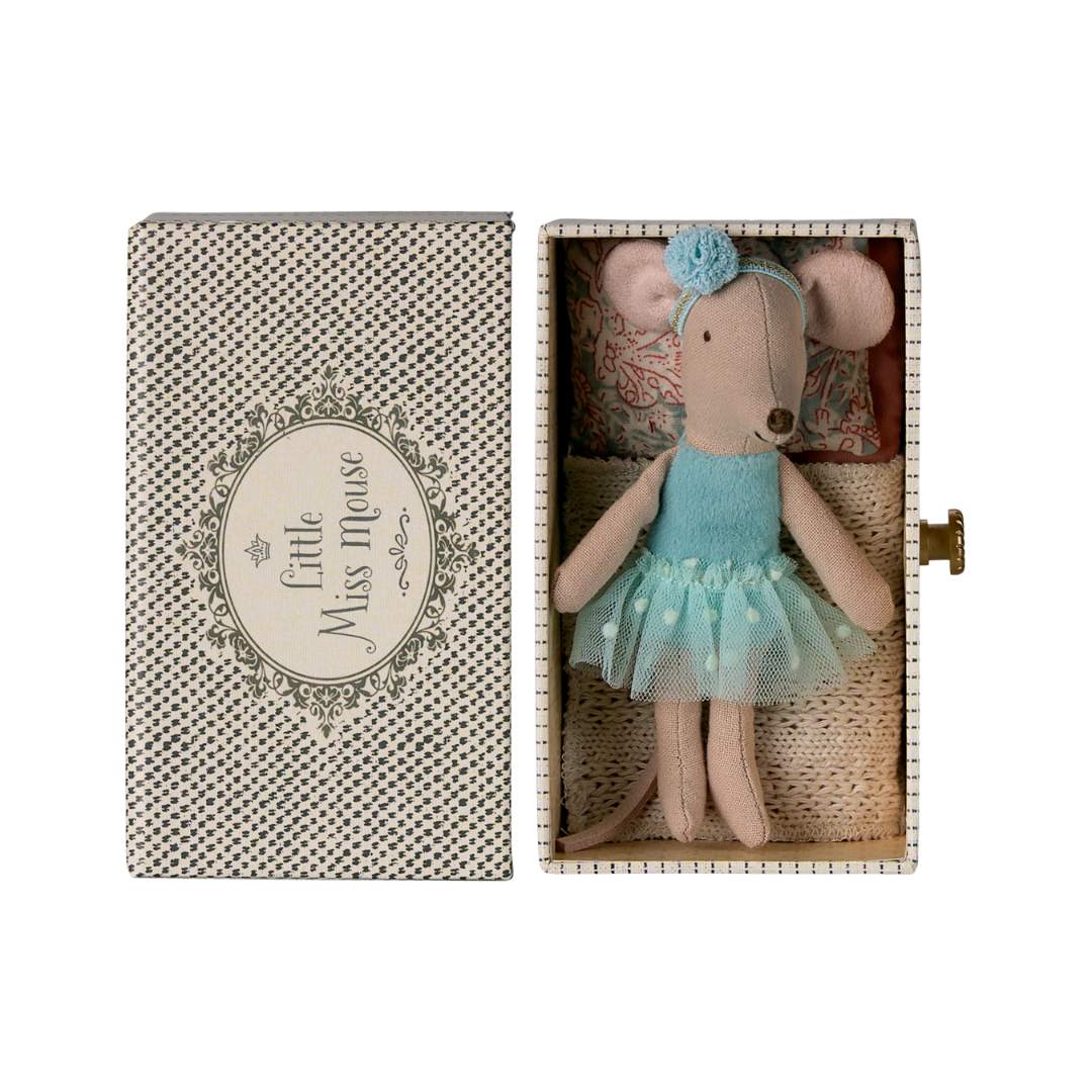 Dance Mouse in Daybed, Little Sister