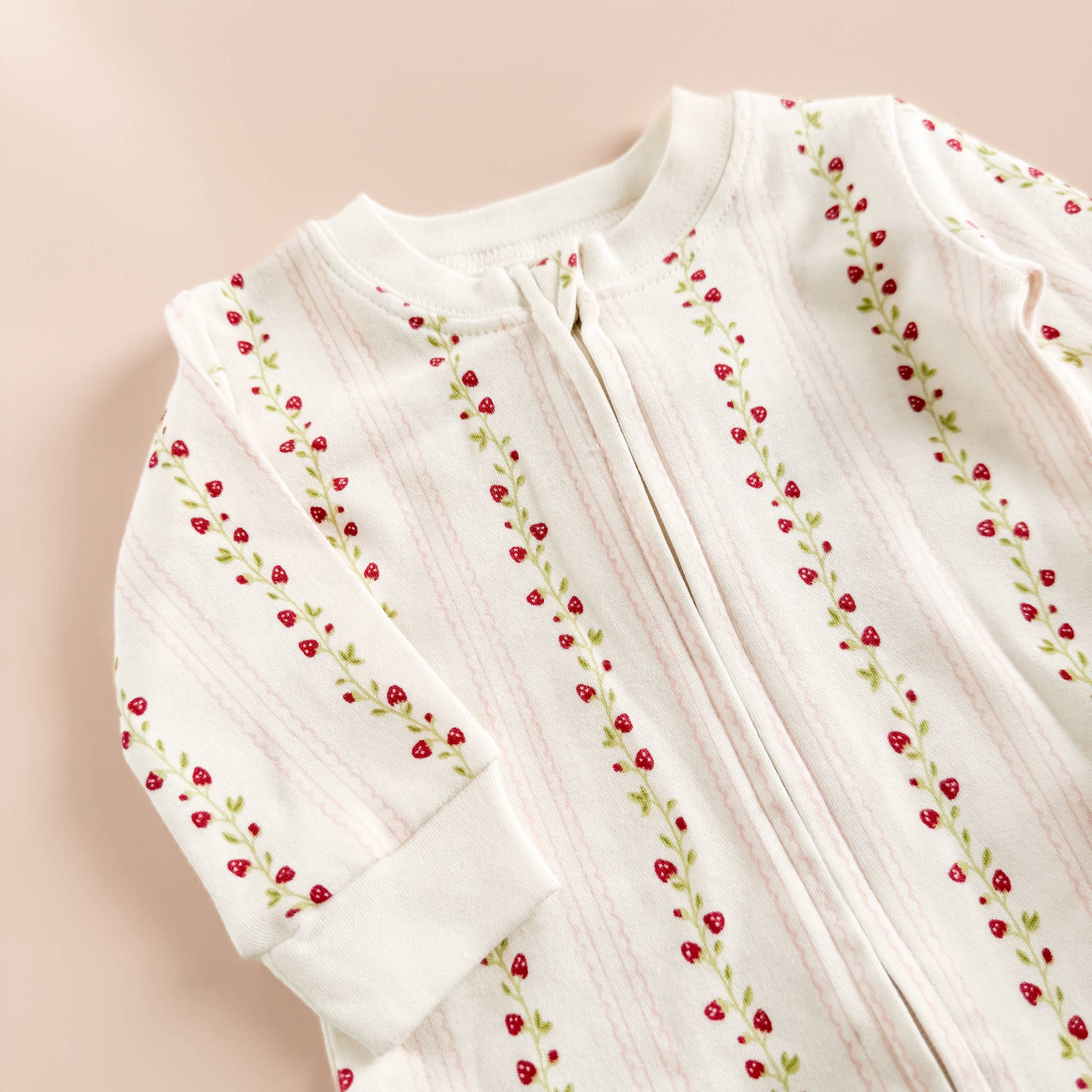 Layette Long Sleeve Zipper Romper Strawberry Baby Cotton: Pink / 3-6m