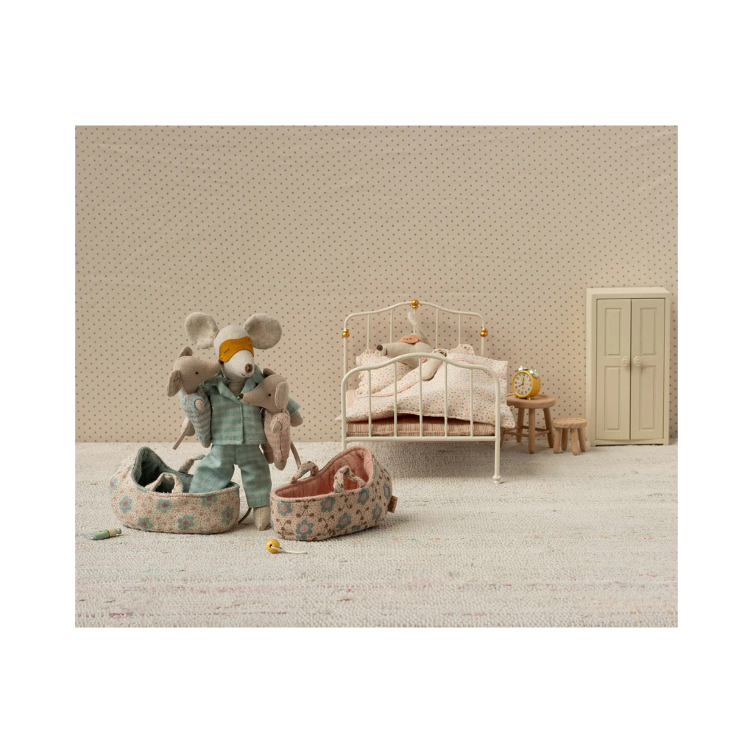 Baby Mouse Carry Cot Rose