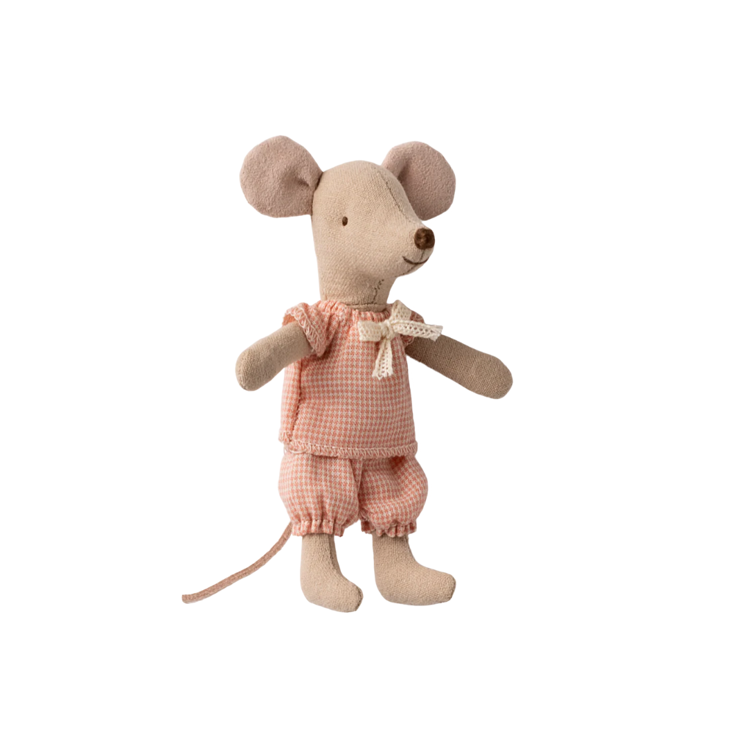 Little Sister Mouse in Matchbox