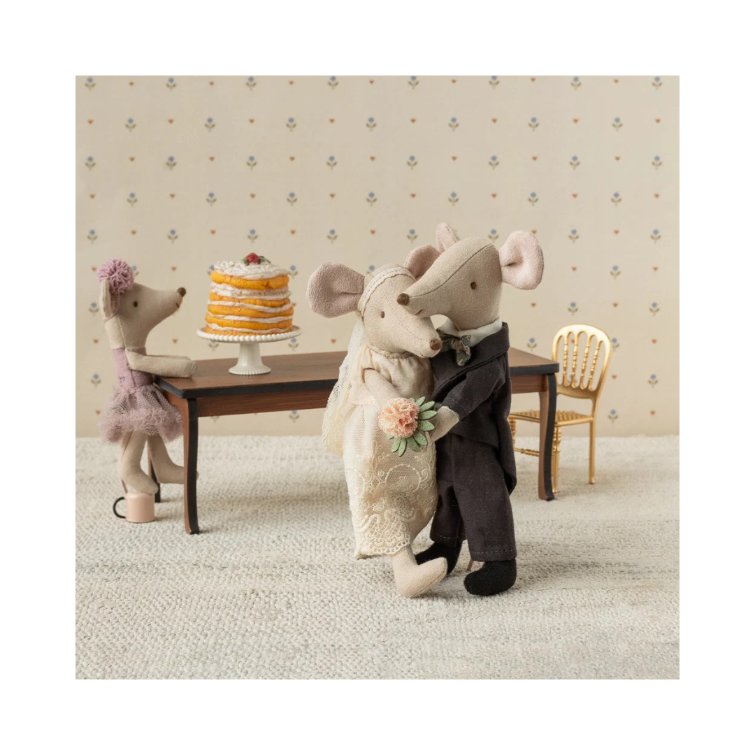 Wedding Mice Couple in box Mum and Dad
