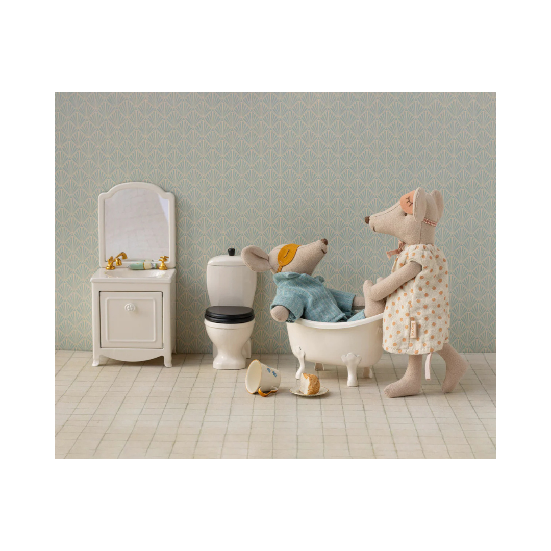 Sink Dresser, Off White