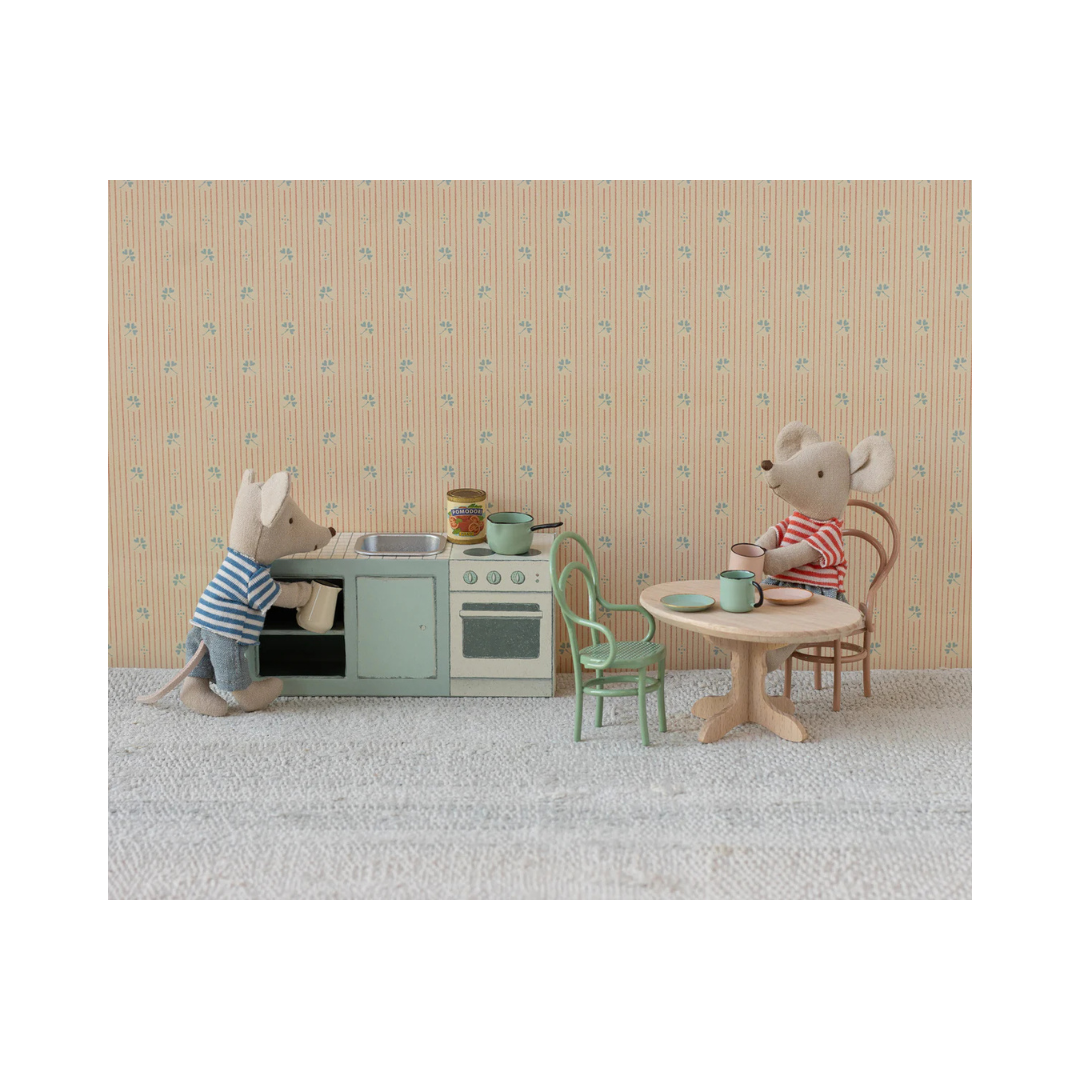 Mouse Kitchen Counter