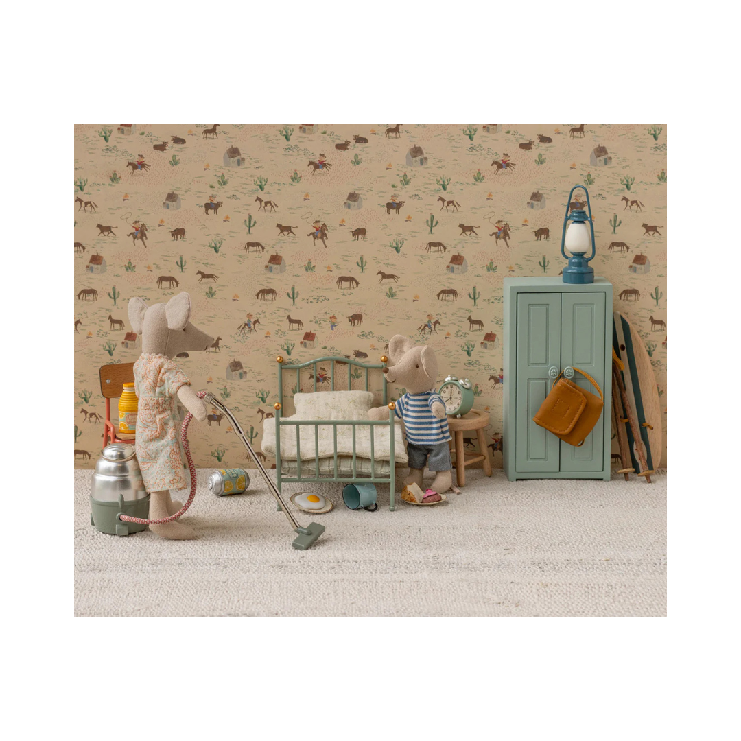 Vintage Single Mouse Bed, Mint