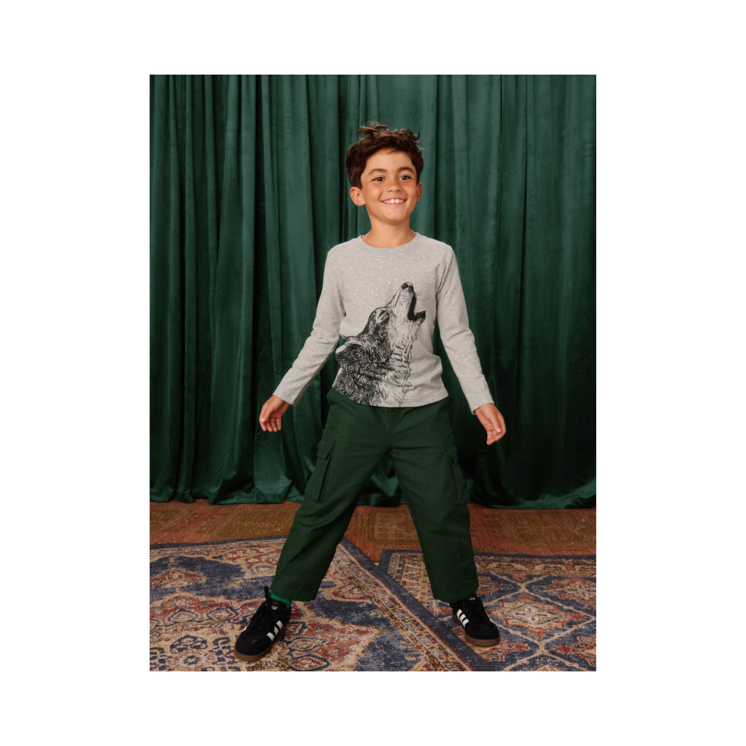 Husky Howl Long Sleeve Graphic T Shirt