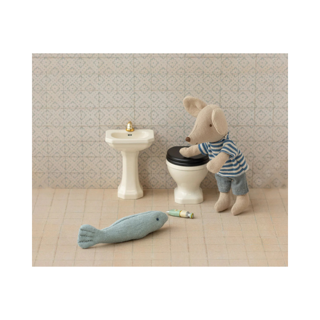 Mouse Bathroom Sink, Off White