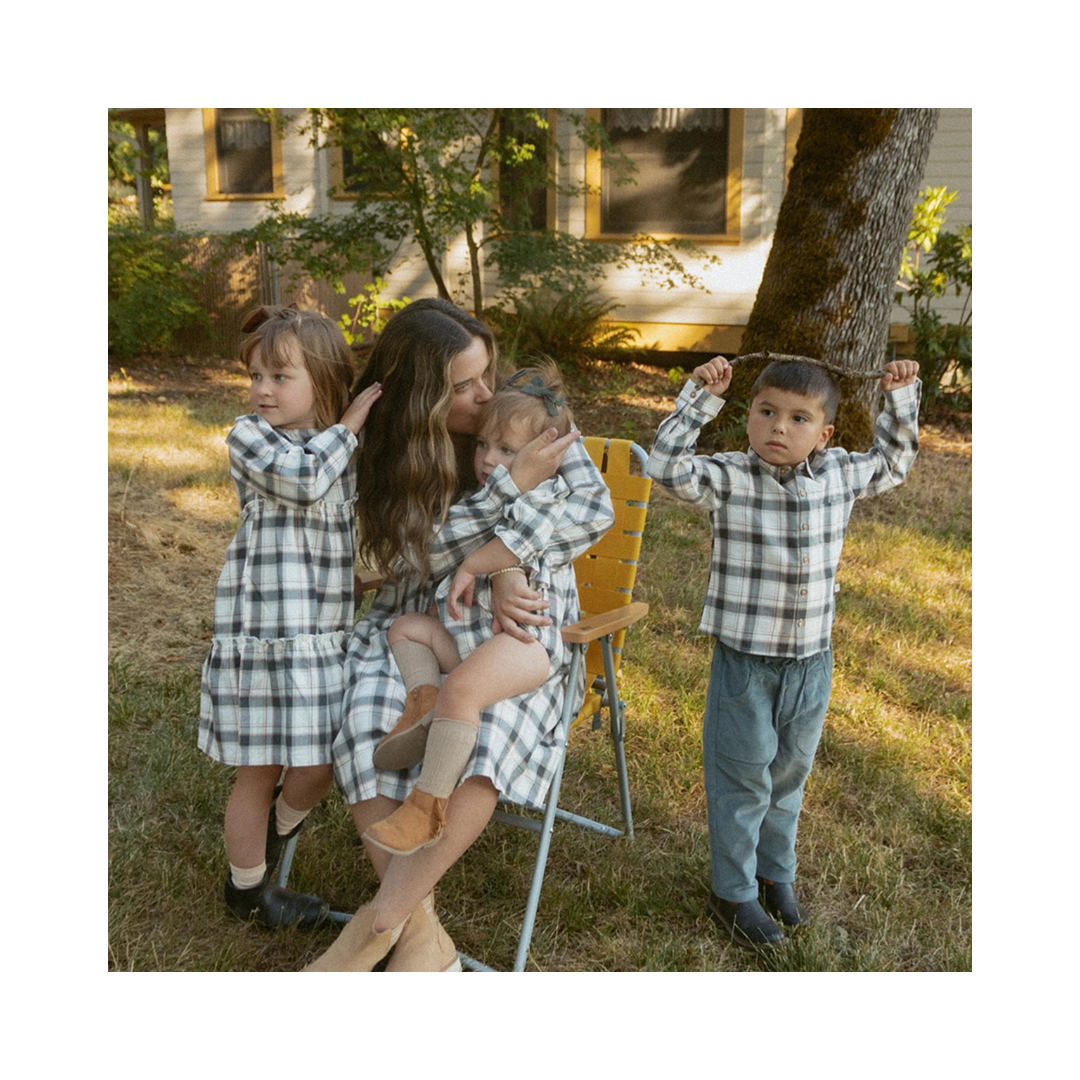 Plaid Checks Collared Long Sleeve Shirt