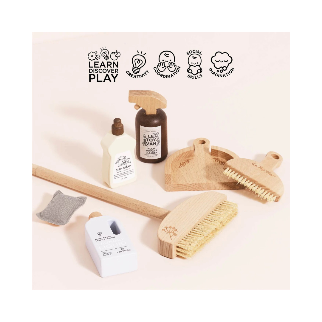 Wooden Cleaning Set