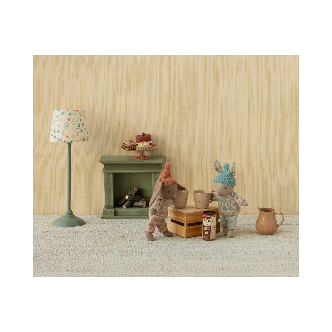 Winter Bunny Brown Rose