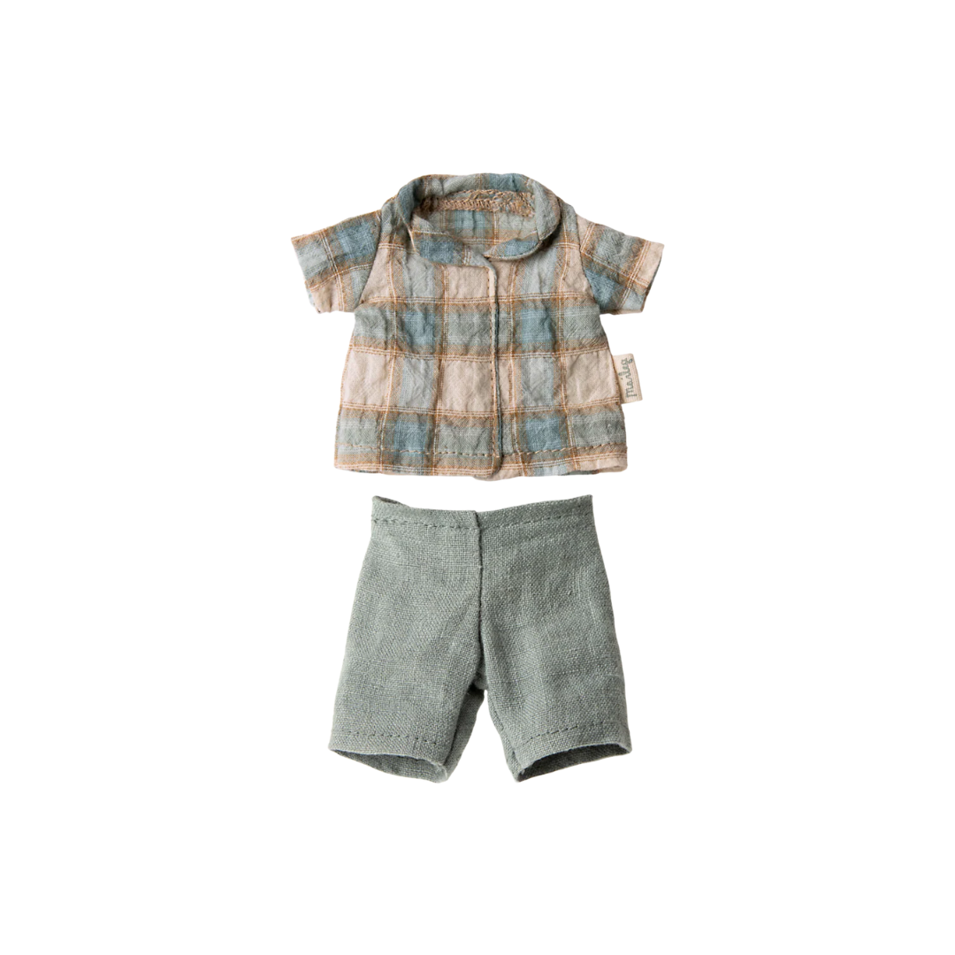 Rabbit Size 1 Classic Shirt & Shorts