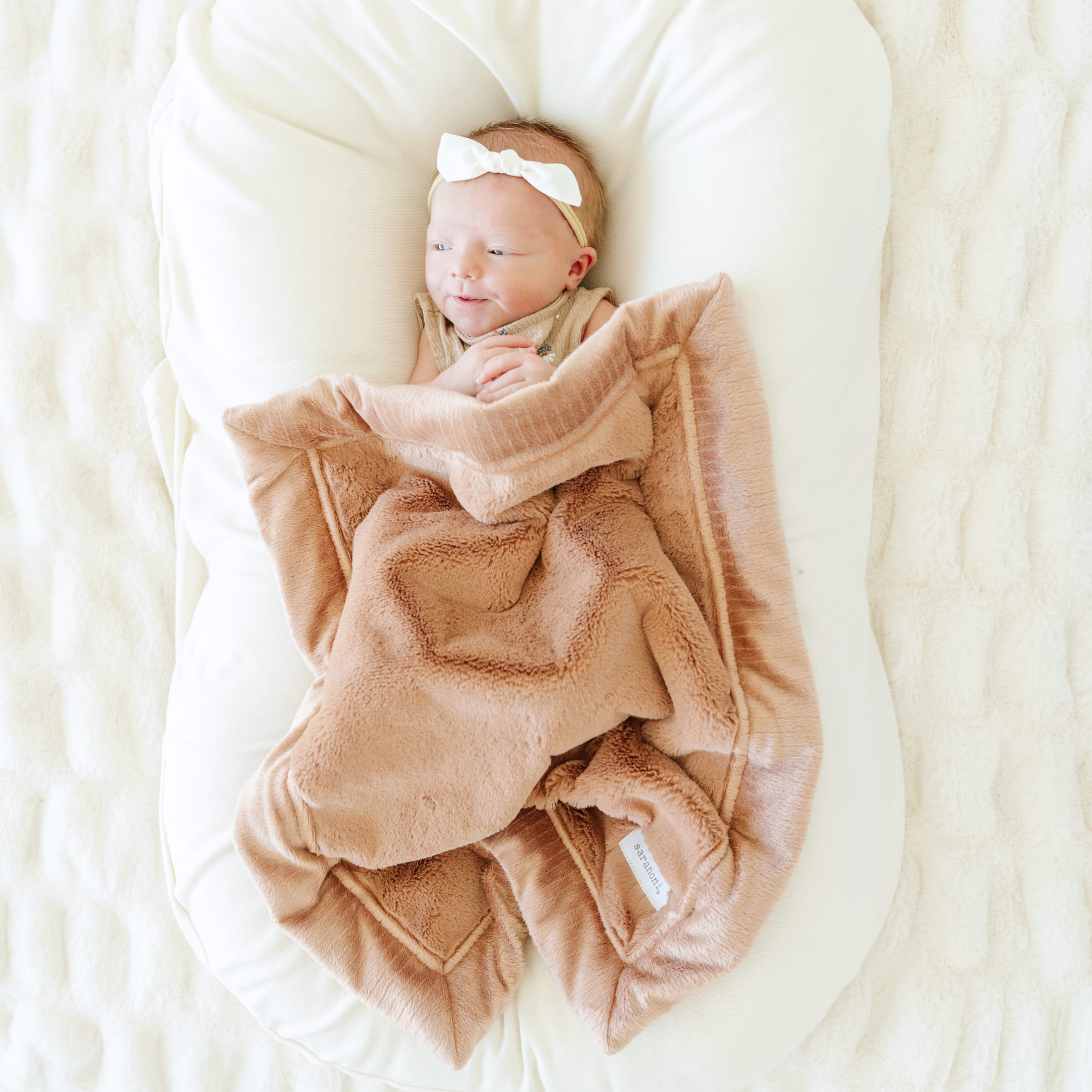 Rosy Mini Lush Blanket — gallery photo 3