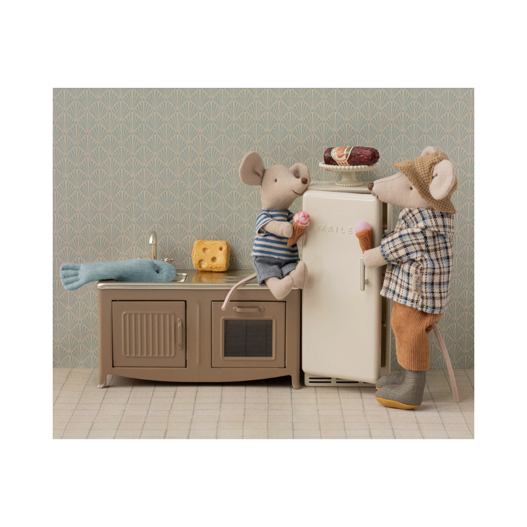 Metal Mouse Fridge, Off White