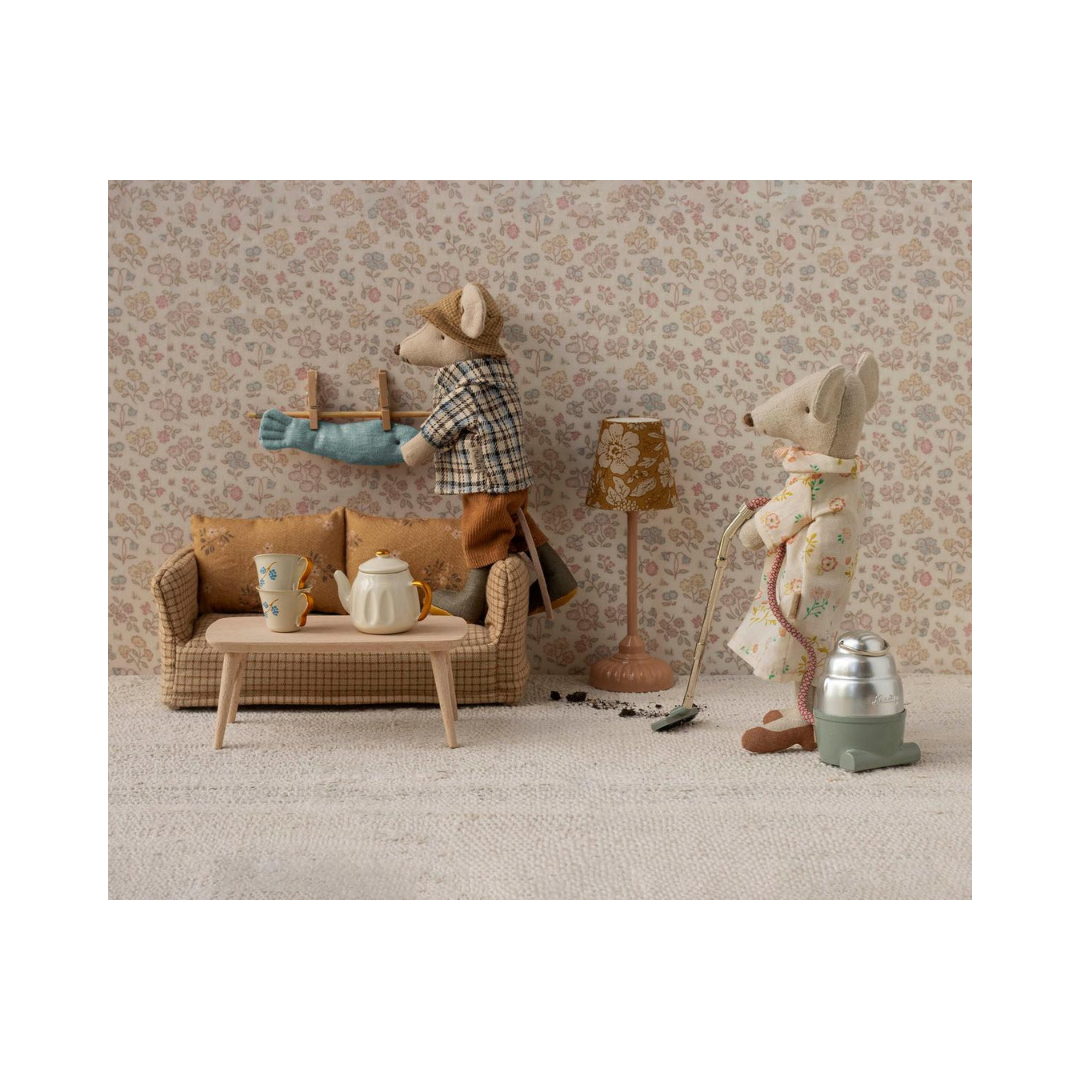 Clothes for Grandad Mouse