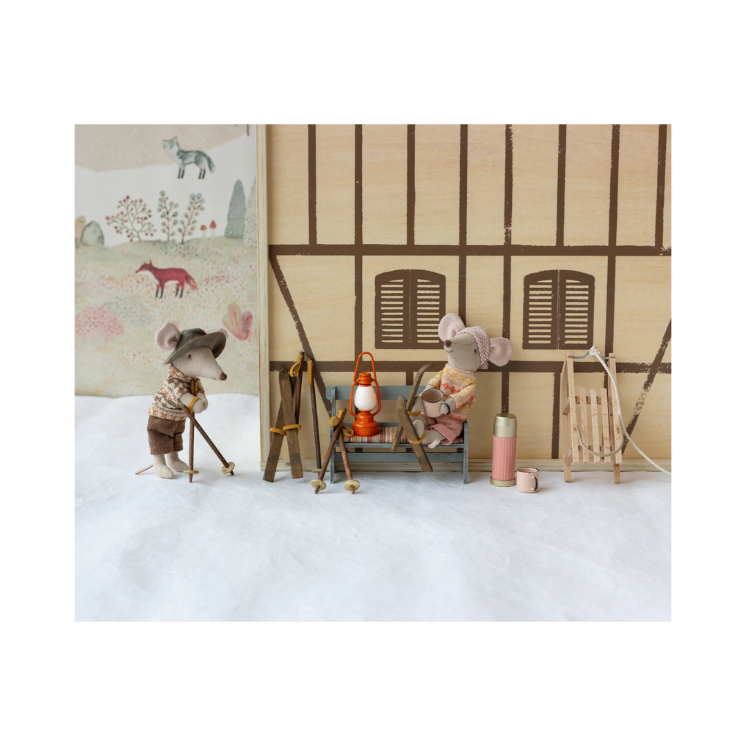 Ski & Ski Poles Big Sister & Brother Mouse