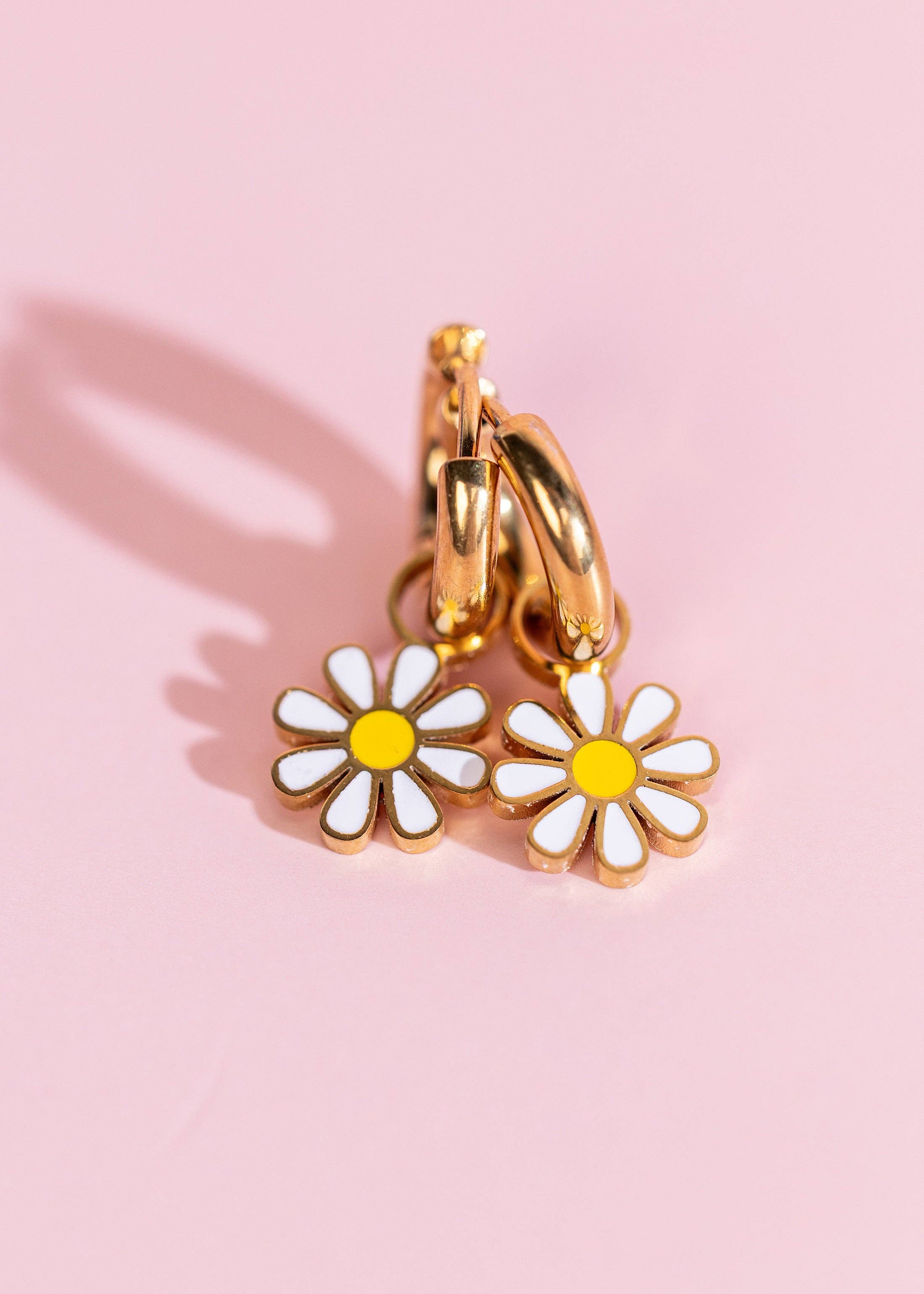 White Daisy Charms