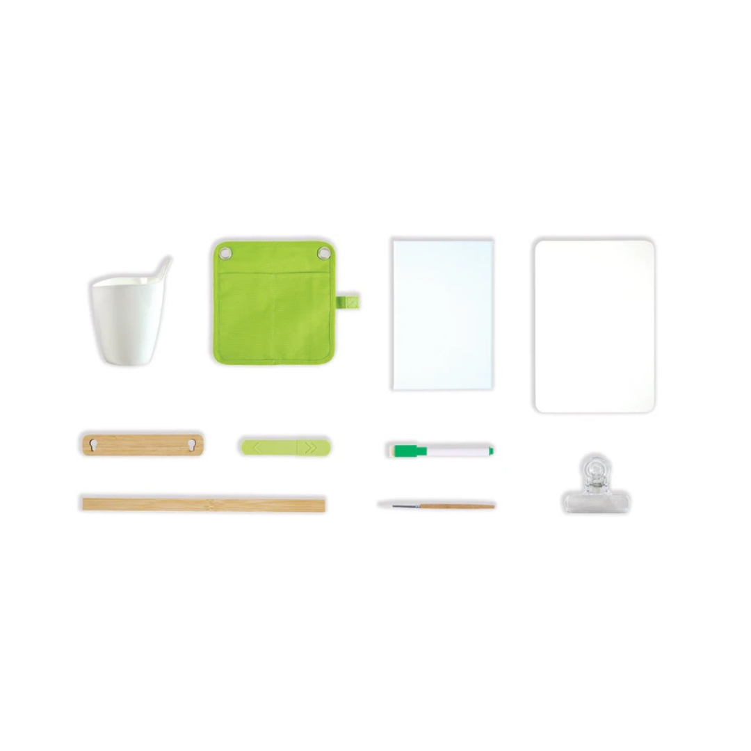 Hape Portable Bamboo Easel