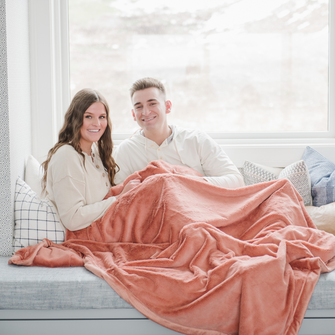 Clay Mini Lush Blanket — gallery photo 3
