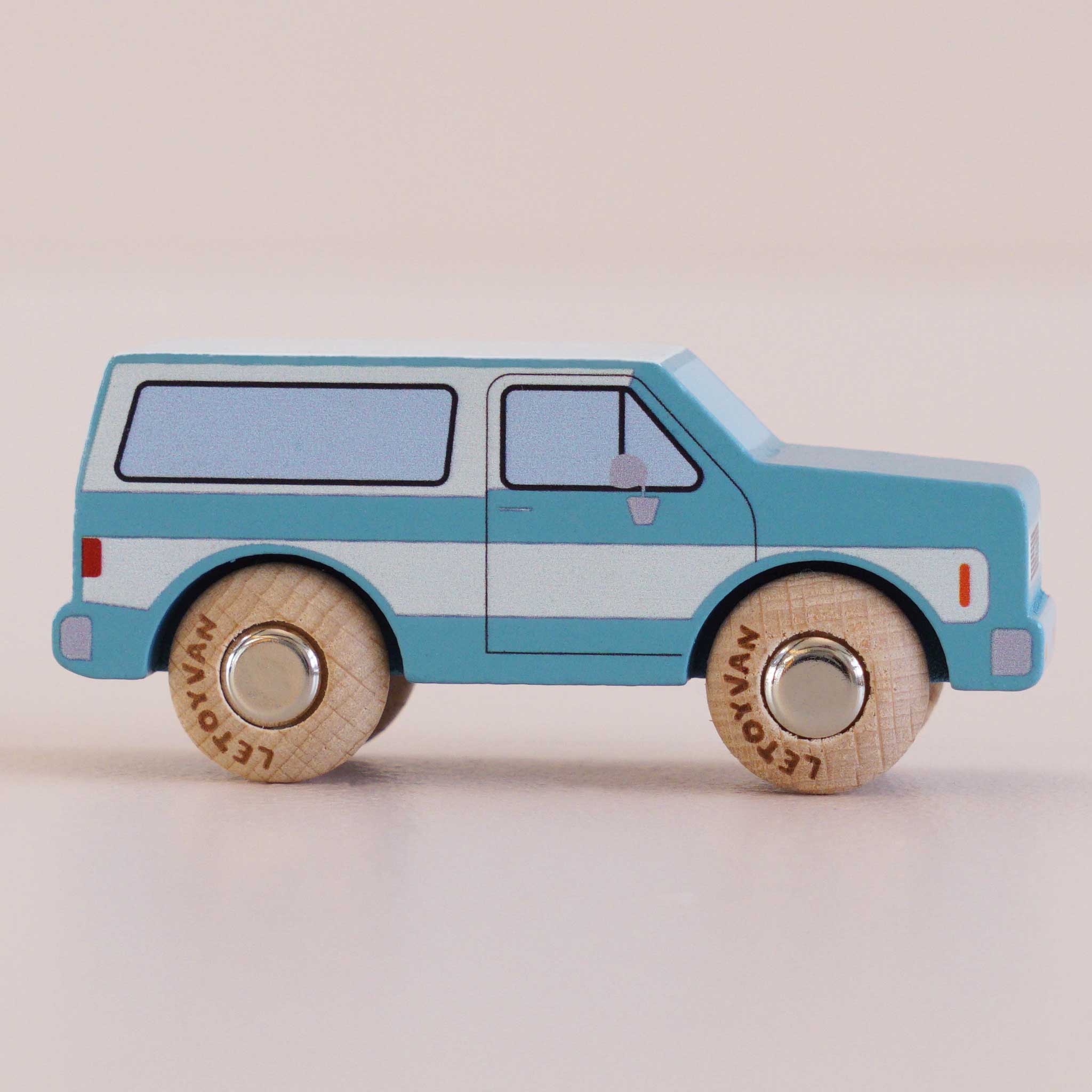 No. 31 GT170 Chuck — Le Toy Van product photo 3