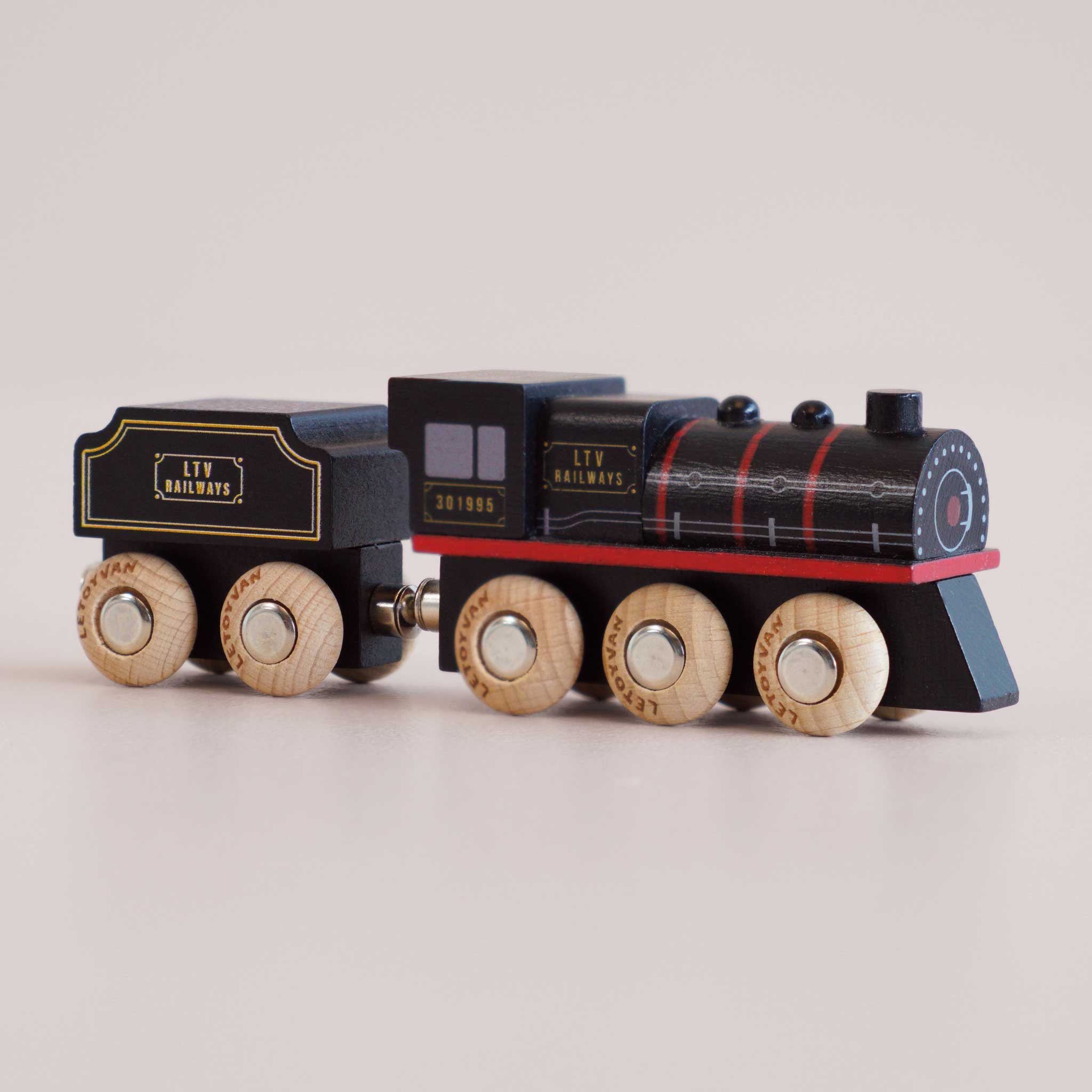 No. 49 GT295 Francis — Le Toy Van product photo 2