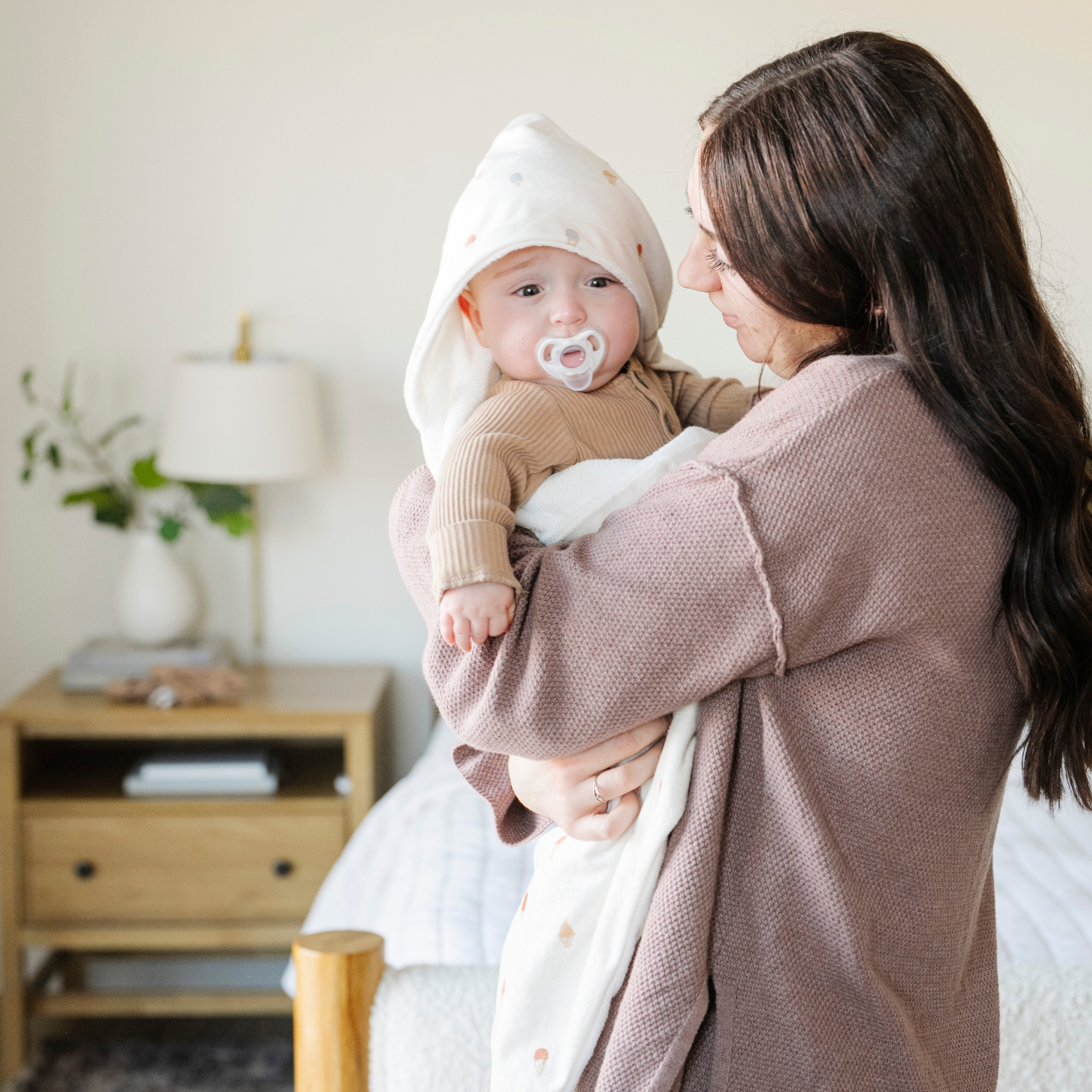 Ice Cream Hooded Towel — gallery photo 2