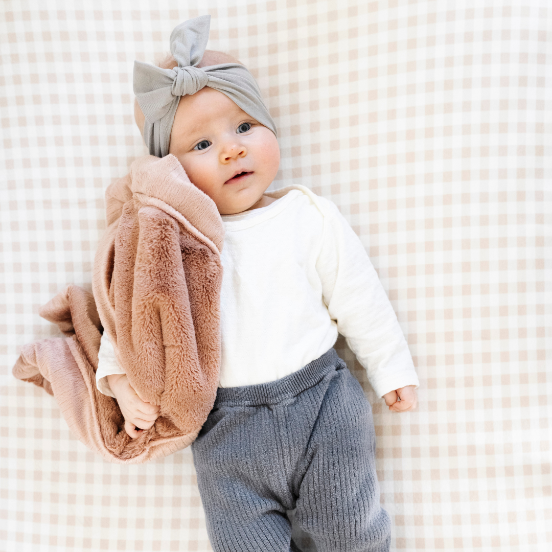 Rosy Mini Lush Blanket — gallery photo 4