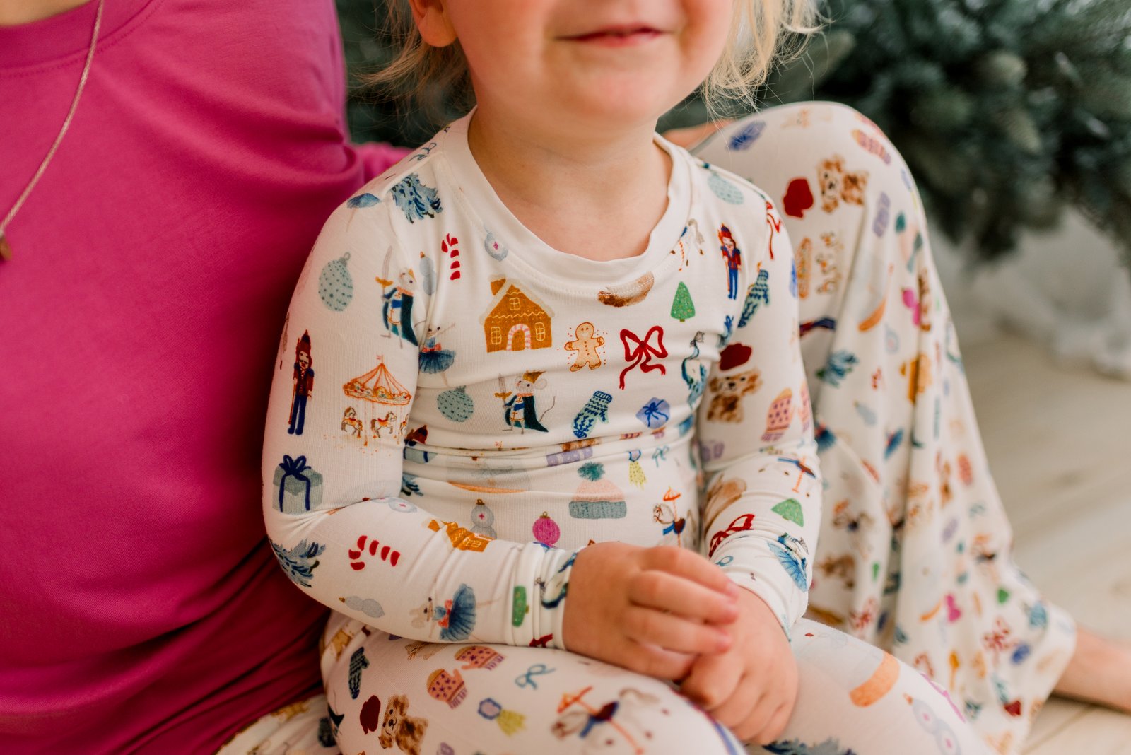 Natural Christmas Story Long Sleeve Pajama Set — gallery photo 3