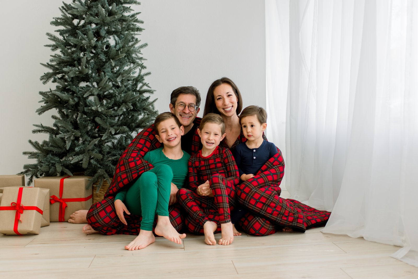 Winter Lodge Plaid Long Sleeve Pajama Set — gallery photo 6