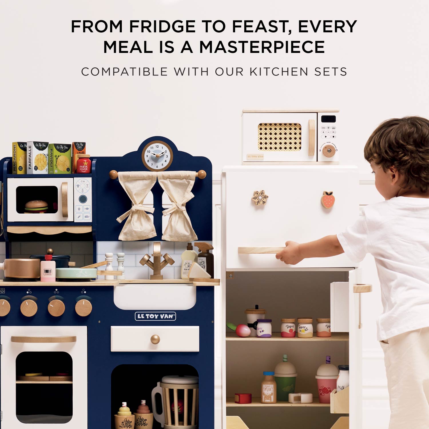 Wooden Microwave — Le Toy Van product photo 6