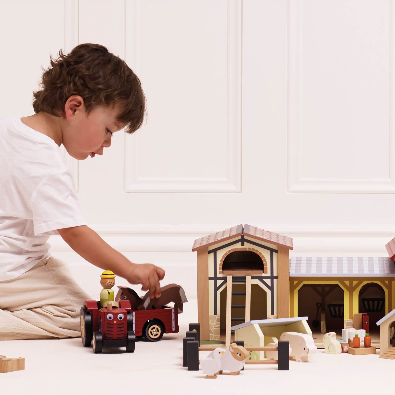Bertie's Tractor — Le Toy Van product photo 4