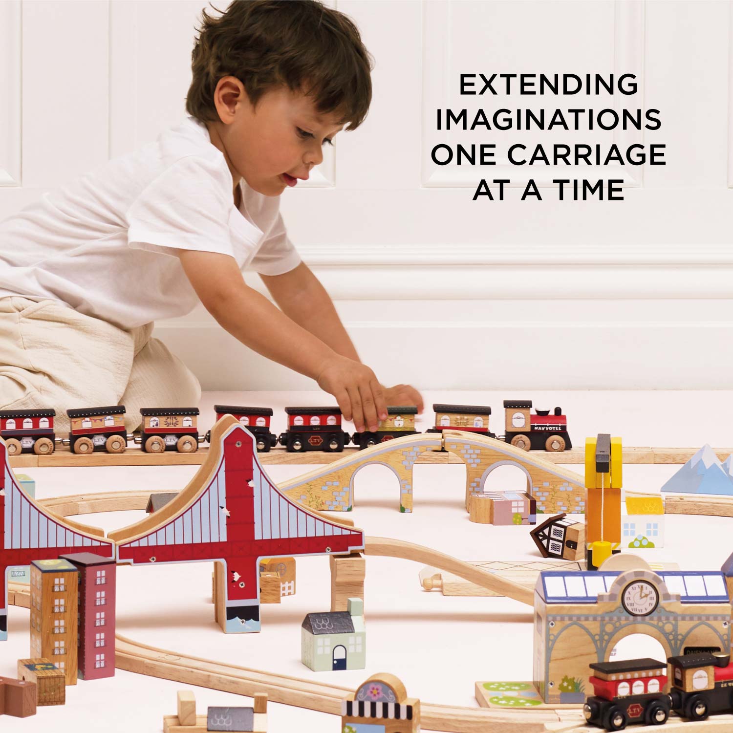 Red Royal Express Train Set — Le Toy Van product photo 4