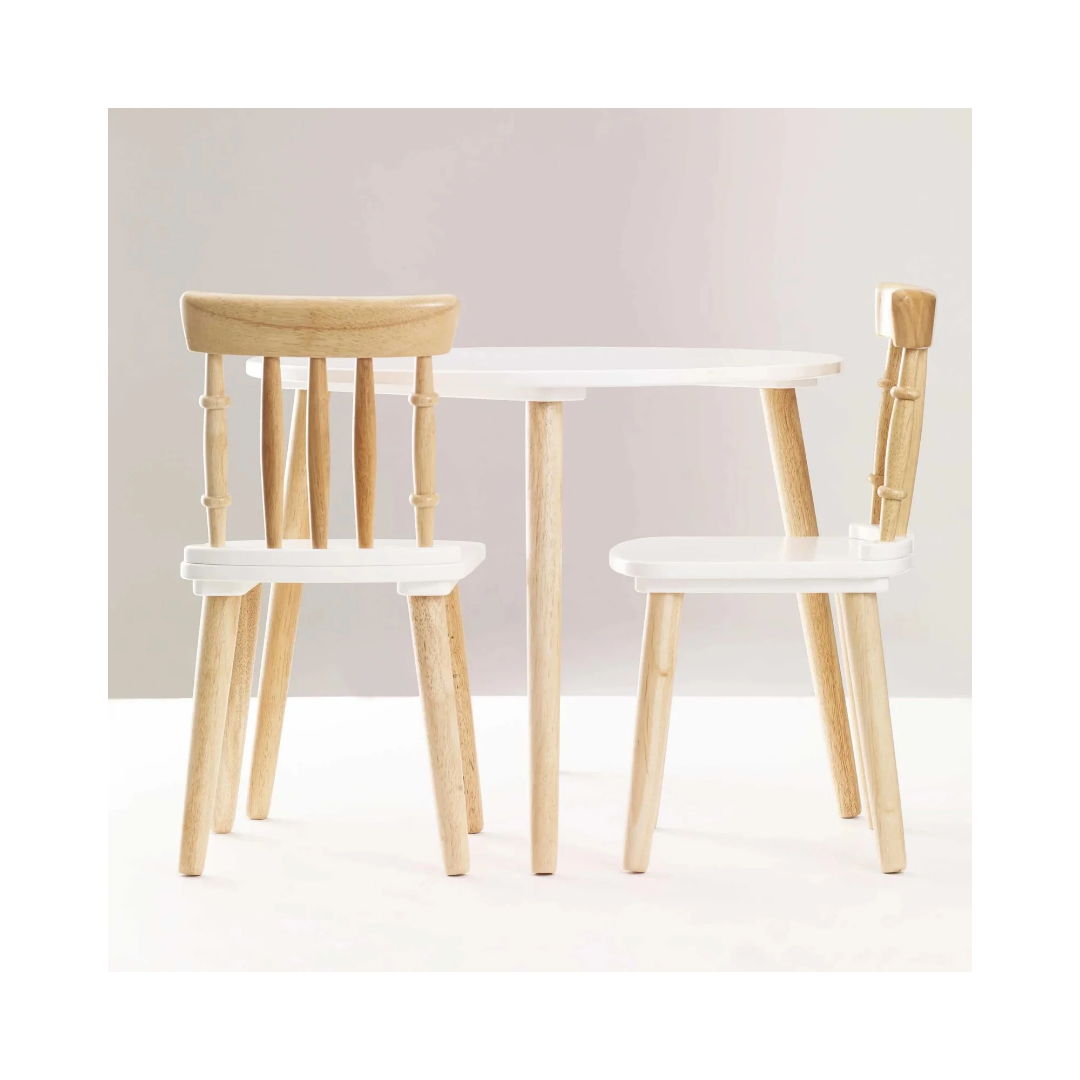 Table & Chairs