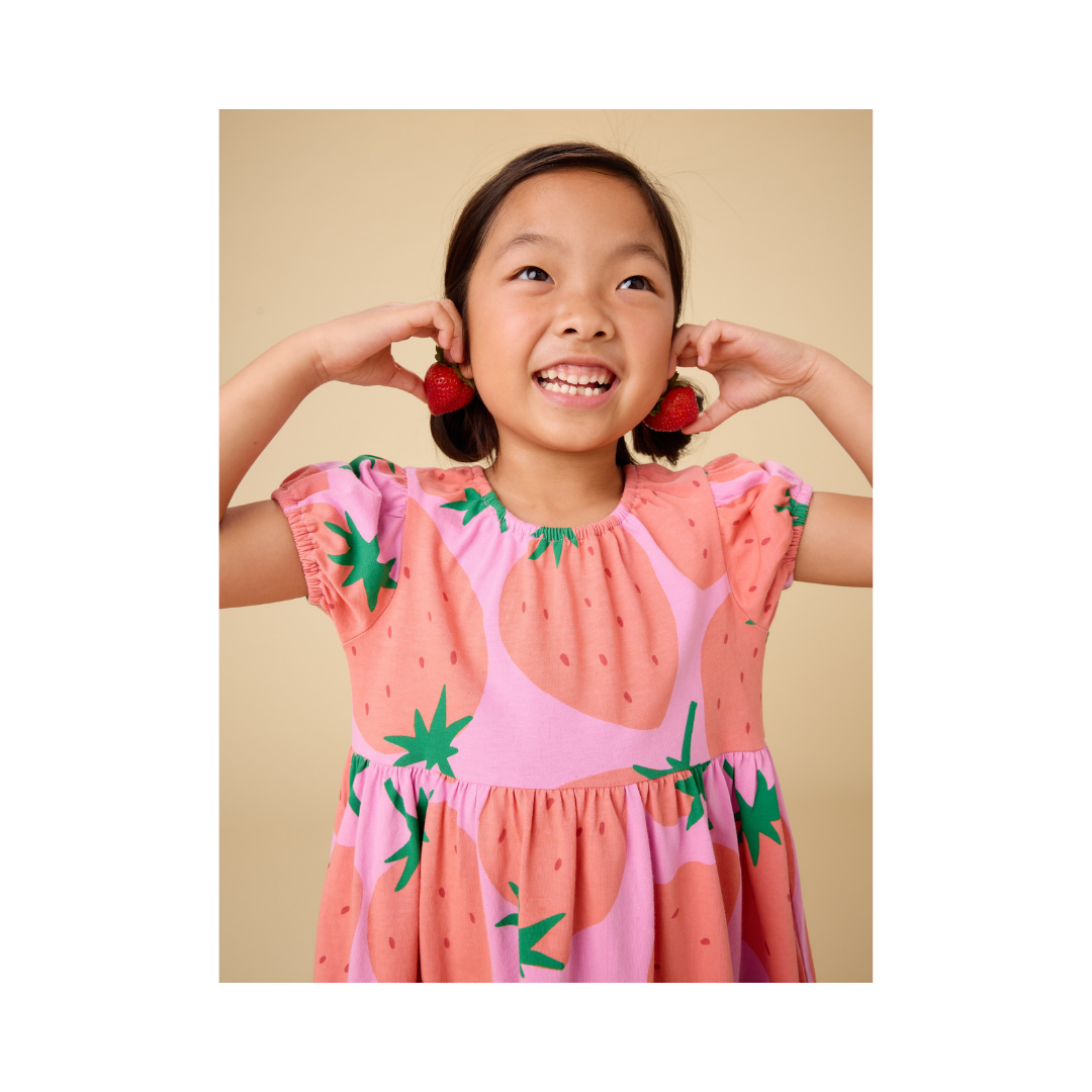 Fresas Favoritas Puff Sleeve Empire Dress