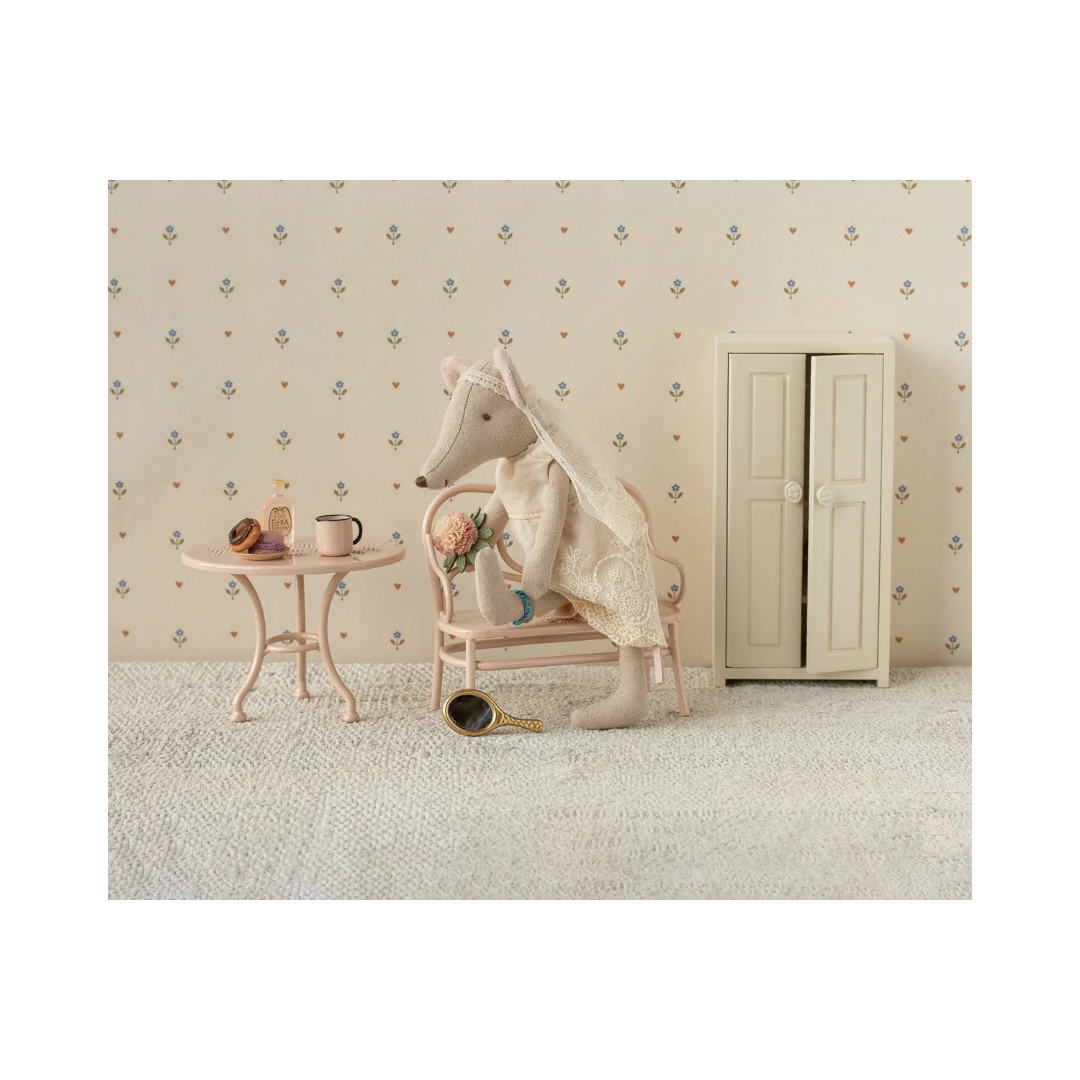 Wedding Dress Mum Mouse