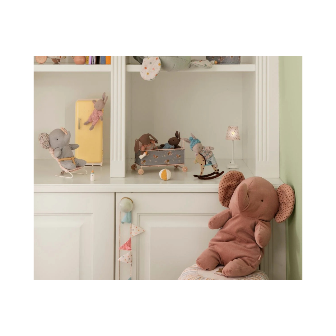 Safari Friends  Elephant Medium Vitage Rose
