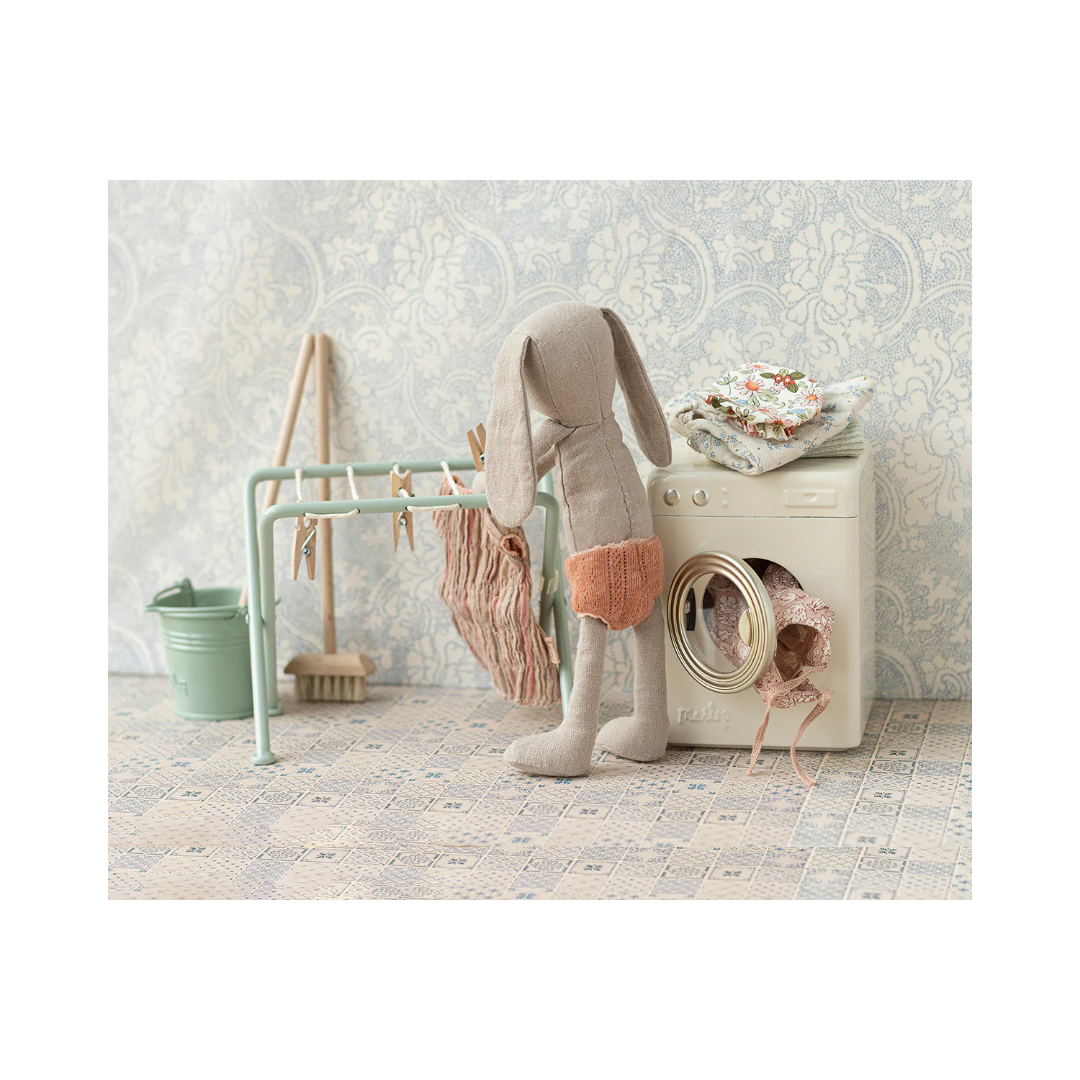 Drying Rack with Pegs, Miniature