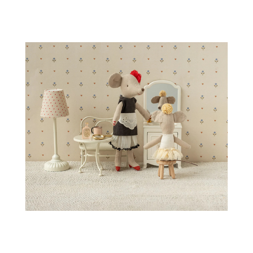Beautician Mouse Mum