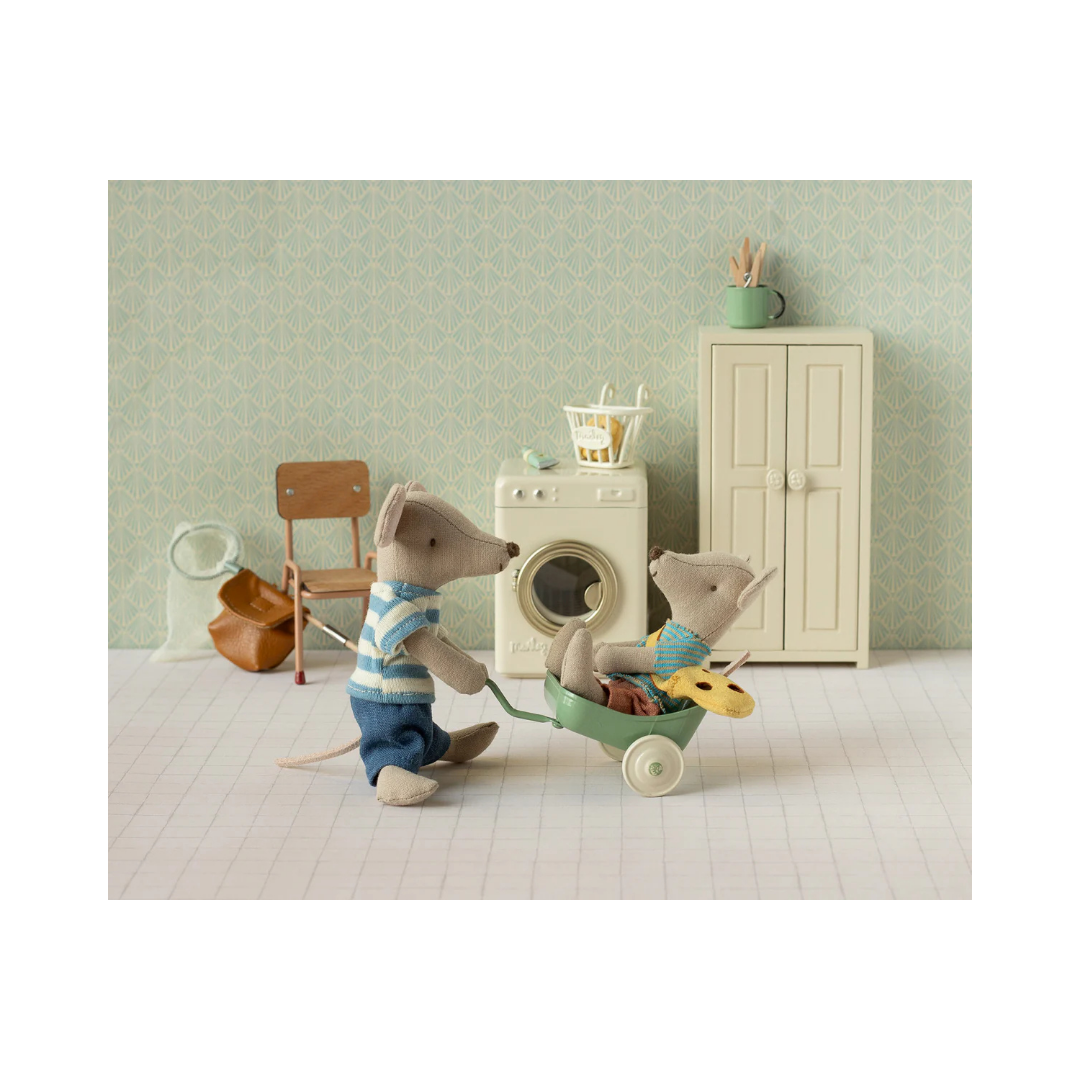 Little brother mouse with bag