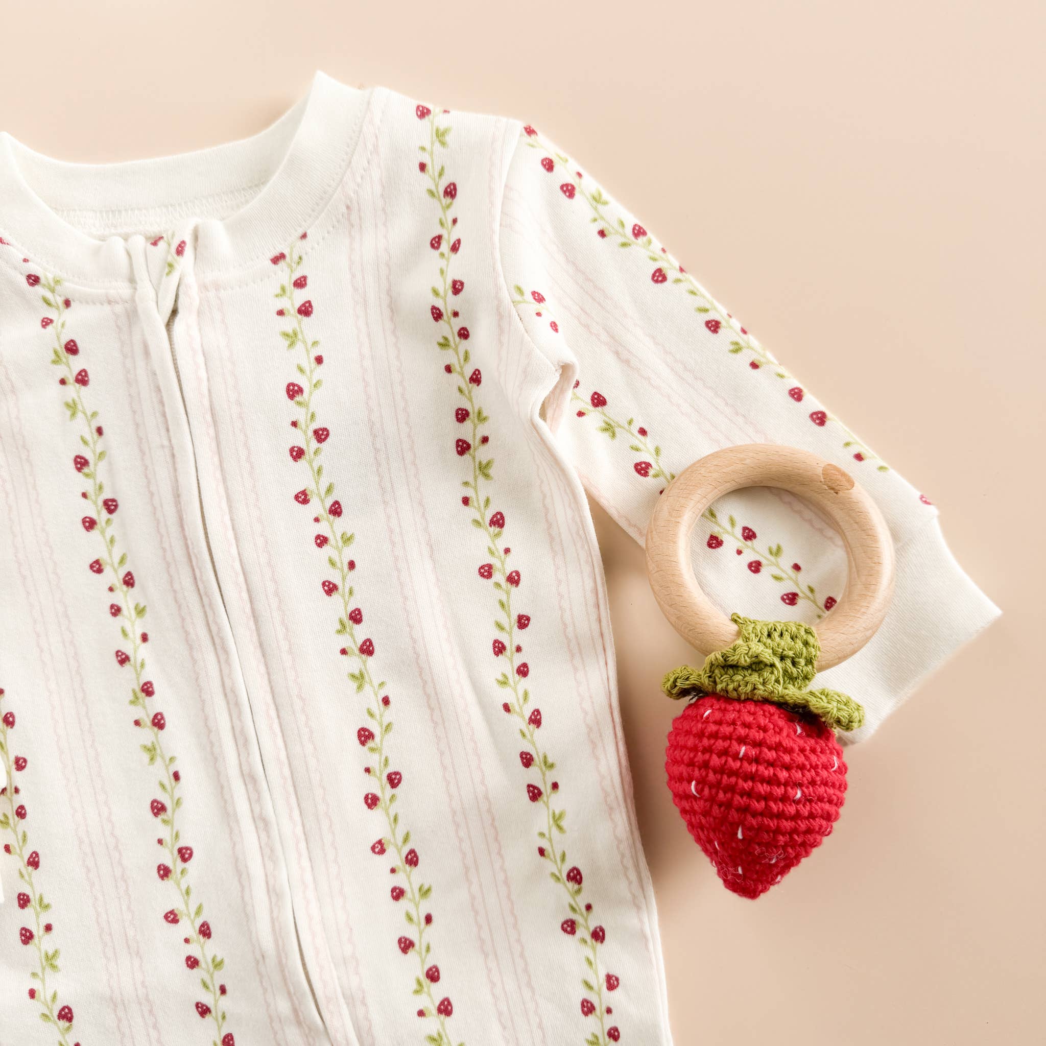 Layette Long Sleeve Zipper Romper Strawberry Baby Cotton: Pink / 0-3m