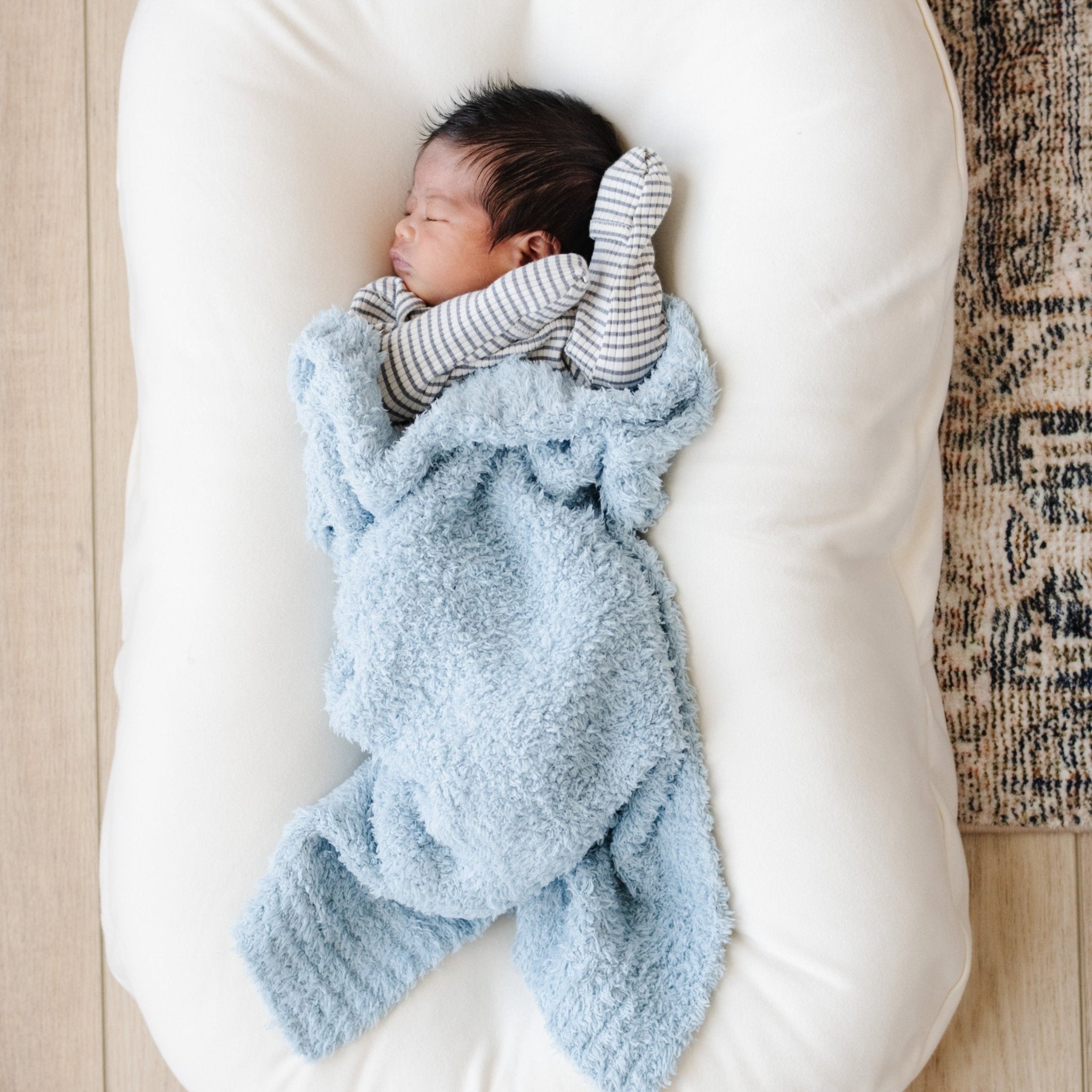 Bamboni Light Blue Mini Blanket