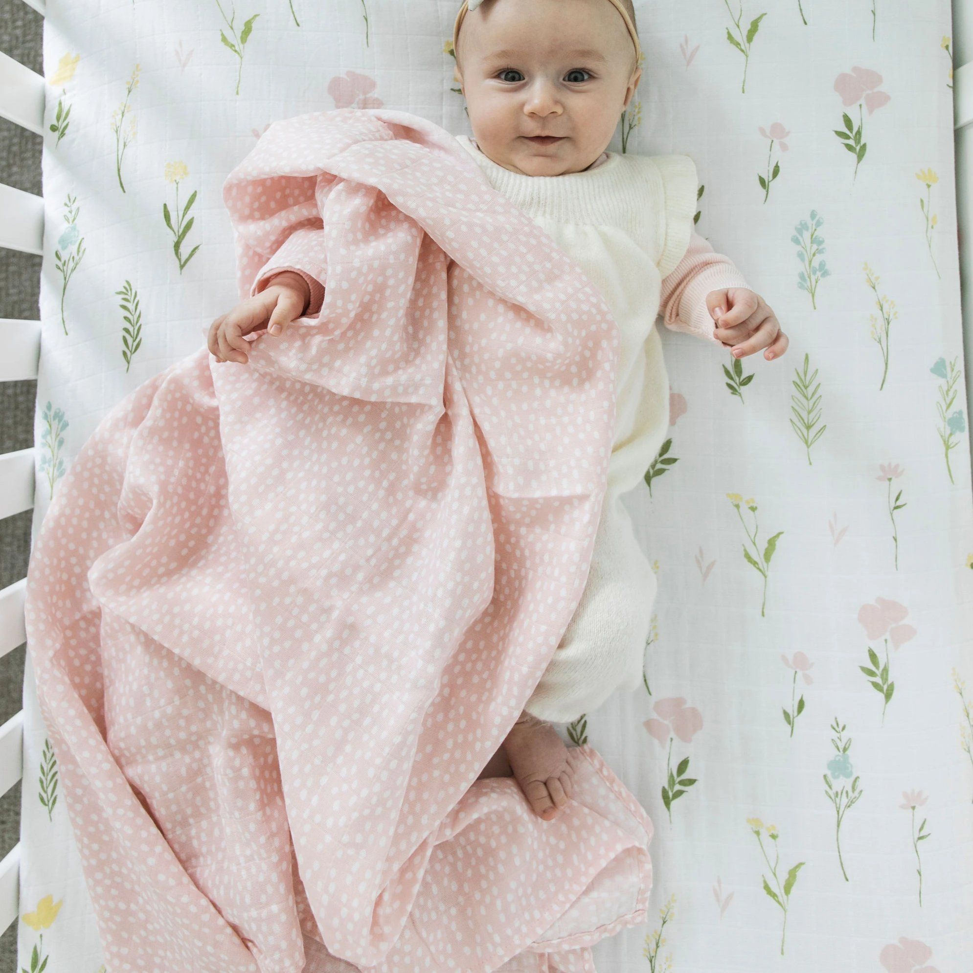 Swaddle Set Floral Fields — gallery photo 4