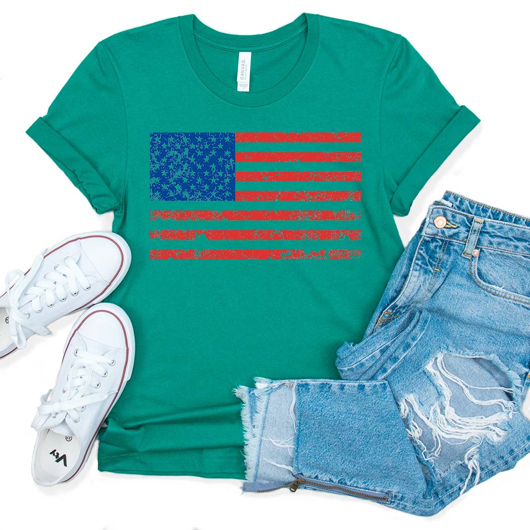 Distressed American Flag Graphic Tee: White / YXL