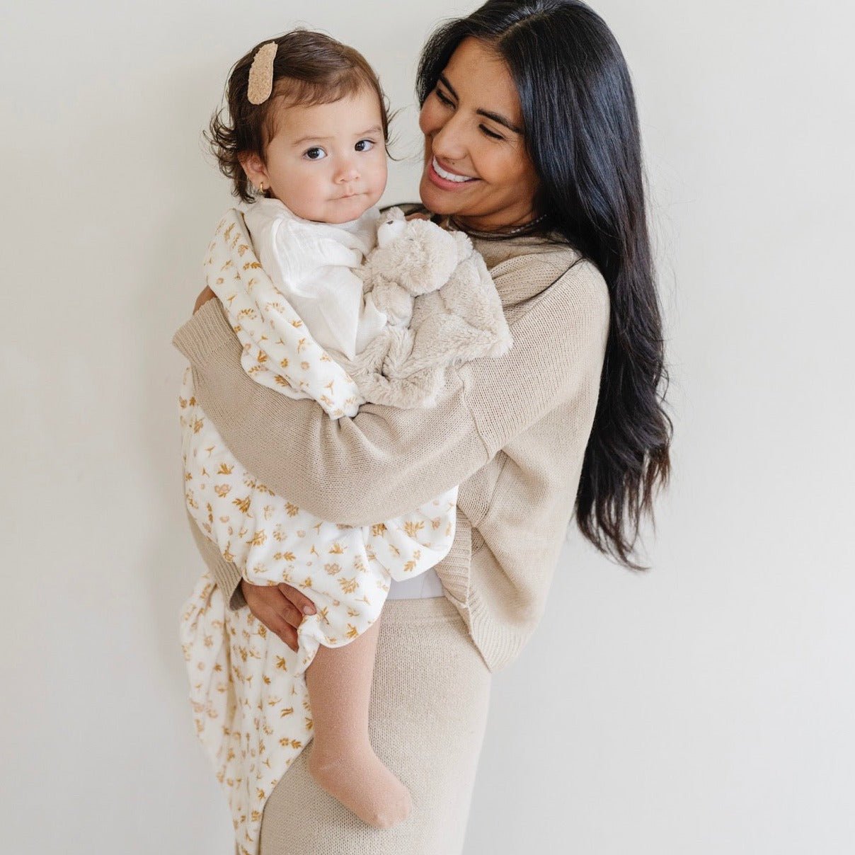 Floral Minky Stretch Receiving Blanket — gallery photo 3