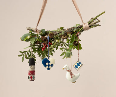 Guard Ornament Red — gallery photo 2