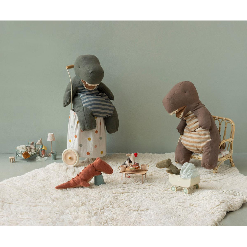 Safari friends, Small Crocodile - Vintage Rose — gallery photo 3