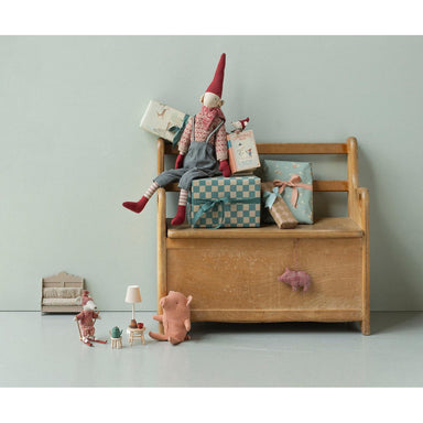 Christmas Mouse, Baby in Book — gallery photo 2