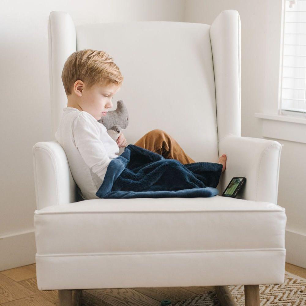 Navy Mini Lush Blanket — gallery photo 4