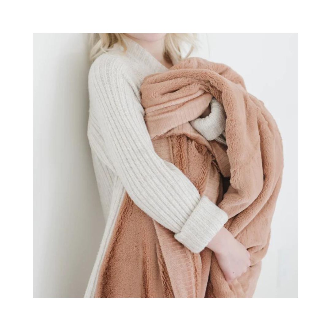 Rosy Mini Lush Blanket